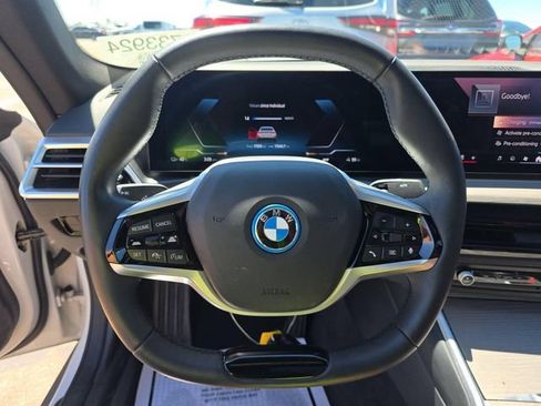 Used 2025 BMW i4 xDrive40i w/ Premium Package AWD/4WD image 3