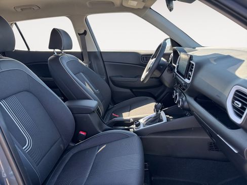 New 2026 Hyundai Venue SEL FWD image 15