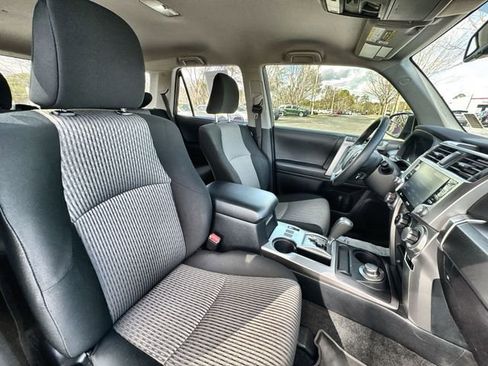 Used 2024 Toyota 4Runner SR5 image 32