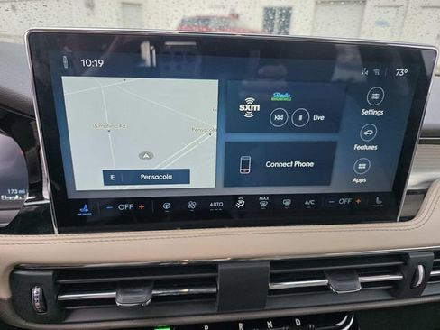 Certified 2023 Lincoln Corsair FWD w/ Equipment Group 101A image 11