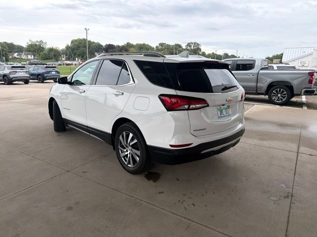 Used 2022 Chevrolet Equinox Premier AWD/4WD image 5