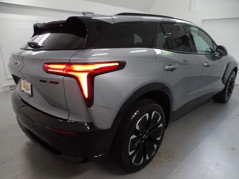 Certified 2025 Chevrolet Blazer EV RS AWD/4WD image 19