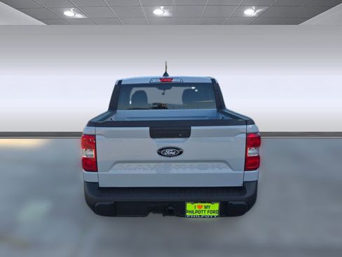 New 2025 Ford Maverick XLT image 10