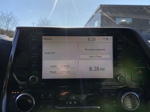 Used 2022 Toyota Highlander XLE image 38