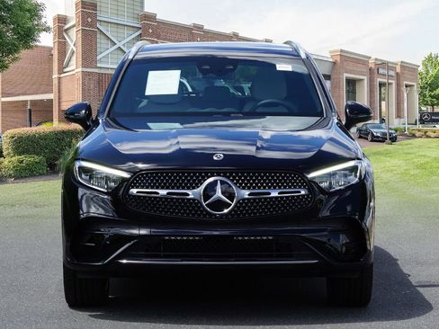 Used 2026 Mercedes-Benz GLC 300 4MATIC image 2