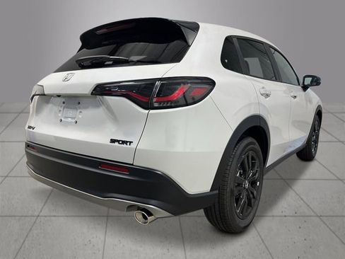 New 2026 Honda HR-V Sport image 5