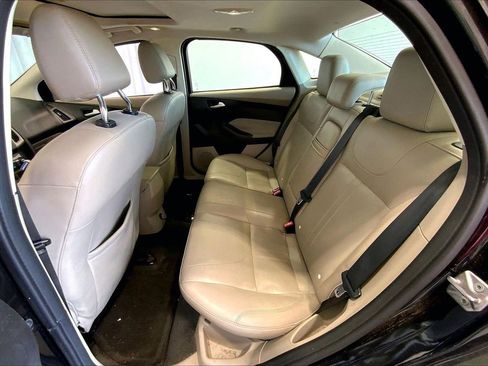 Used 2012 Ford Focus SEL image 24