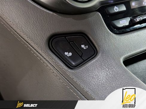 Used 2017 Chevrolet Tahoe LT w/ Luxury Package image 21