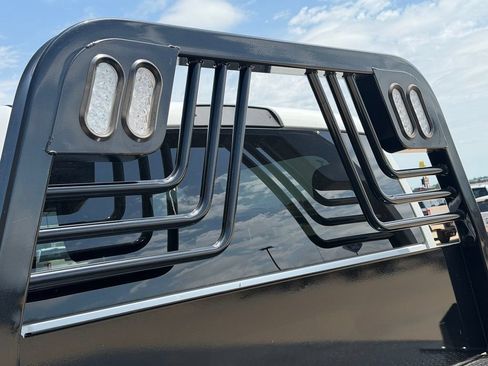 Used 2024 RAM 3500 Tradesman w/ Chrome Appearance Group AWD/4WD image 13