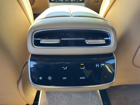 Used 2025 Genesis G80 2.5T Advanced image 22