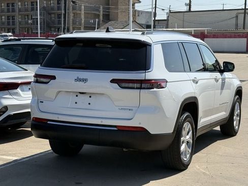 Used 2023 Jeep Grand Cherokee L Limited RWD image 4