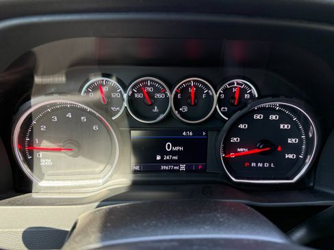 Used 2022 Chevrolet Silverado 2500 LT w/ Convenience Package AWD/4WD image 28