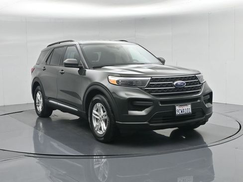 Certified 2022 Ford Explorer XLT image 62