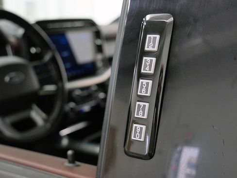 Used 2021 Ford F150 Lariat AWD/4WD image 15