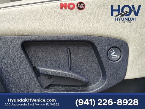 Used 2024 Hyundai Palisade Limited FWD image 32