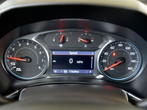 Used 2023 Chevrolet Equinox LT image 21