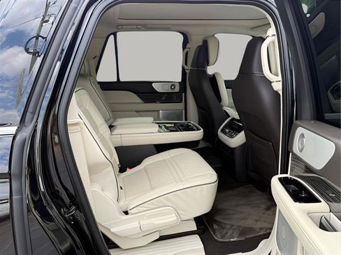 Used 2020 Lincoln Navigator L Black Label AWD/4WD image 33