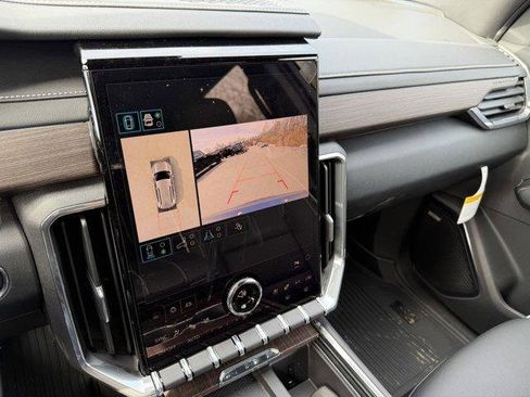 New 2026 GMC Acadia Denali w/ Super Cruise Package image 6