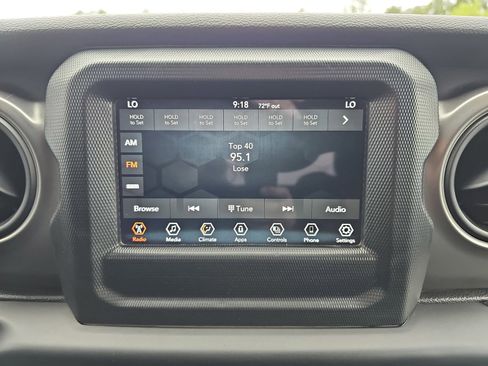 Used 2021 Jeep Wrangler Sport AWD/4WD image 24