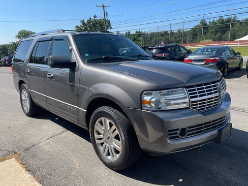 Used 2011 Lincoln Navigator 4WD w/ 101A Rapid Spec Order Code image 3