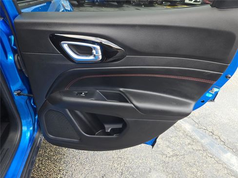 Certified 2025 Jeep Compass Trailhawk w/ Trailhawk Convenience Group image 11