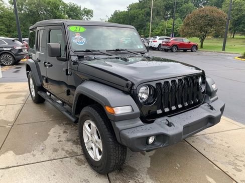 Used 2021 Jeep Wrangler Unlimited Sport AWD/4WD image 8