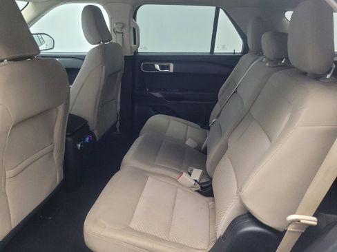 Used 2021 Ford Explorer 2WD image 18