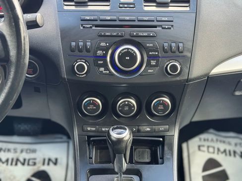 Used 2013 MAZDA MAZDA3 i Touring image 22