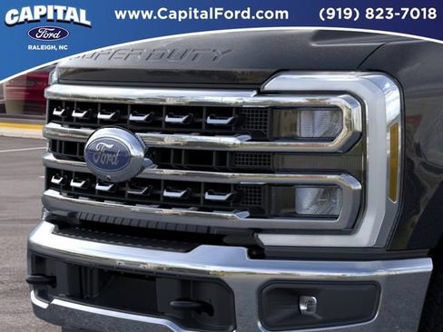 New 2026 Ford F250 Lariat w/ Chrome Package AWD/4WD image 17