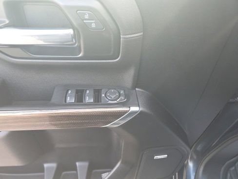 Used 2020 Chevrolet Silverado 1500 LT Trail Boss image 18