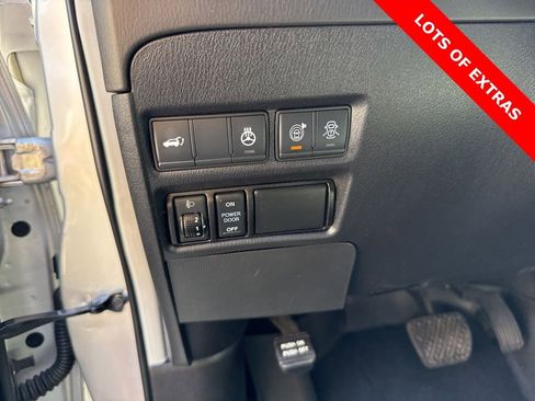 Used 2021 INFINITI QX80 Luxe image 12