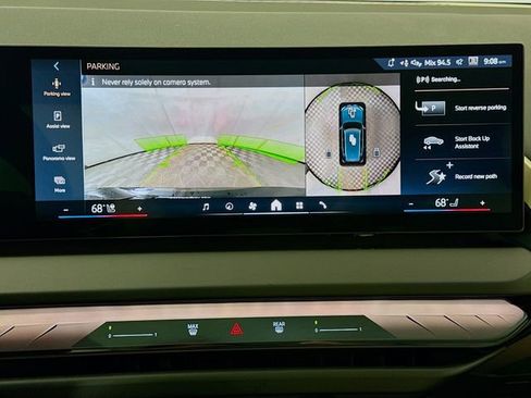 Used 2025 BMW X3 xDrive30i w/ Premium Package image 14