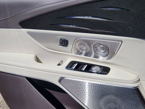 New 2026 Lincoln Nautilus Black Label AWD/4WD image 9