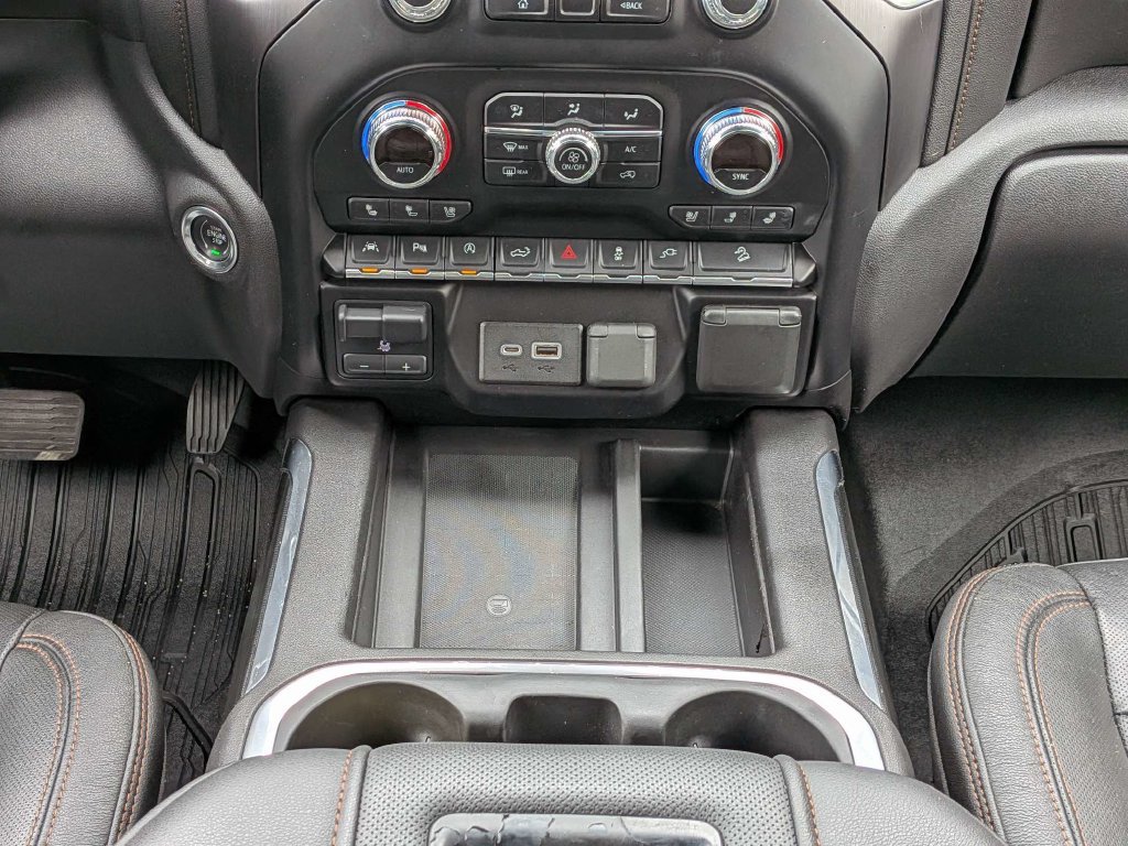 Used 2019 GMC Sierra 1500 AT4 w/ AT4 Premium Package AWD/4WD image 18