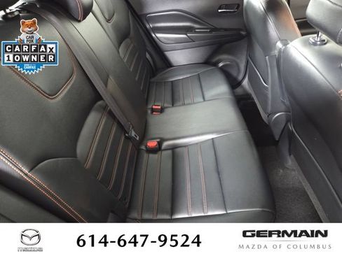 Used 2019 Nissan Kicks SR w/ SR Premium Package FWD image 22