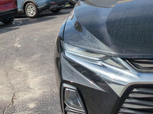 Used 2019 Chevrolet Blazer LT image 9