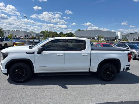 Used 2023 GMC Sierra 1500 Elevation w/ LPO, Elevation Black Package AWD/4WD image 25