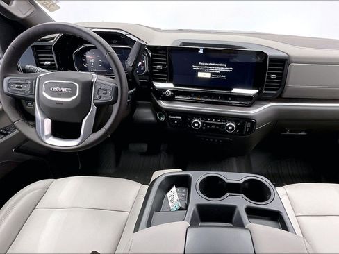 New 2026 GMC Sierra 3500 SLT image 5