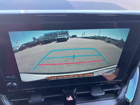 Used 2024 Toyota Corolla Cross LE FWD image 19