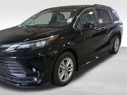New 2026 Toyota Sienna XLE
