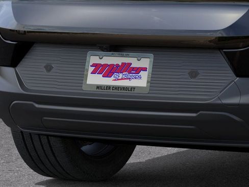 New 2026 Chevrolet Equinox EV LT image 49