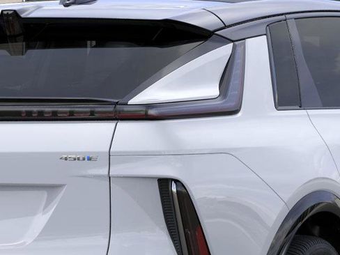 New 2026 Cadillac Lyriq Sport image 35