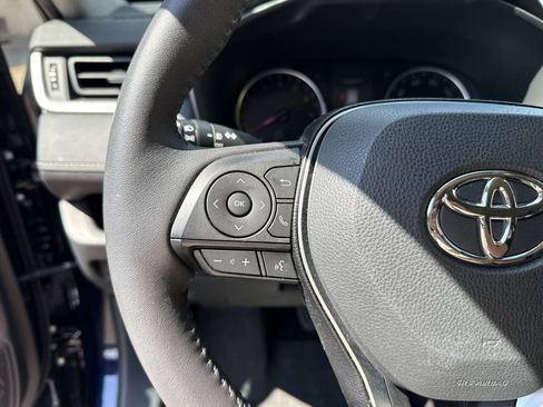 Used 2020 Toyota RAV4 XLE w/ Convenience Package AWD/4WD image 35