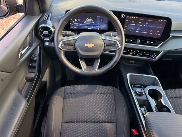 Used 2026 Chevrolet Equinox LT FWD image 14