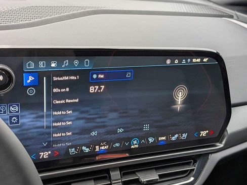 New 2026 Chevrolet Equinox EV RS image 32