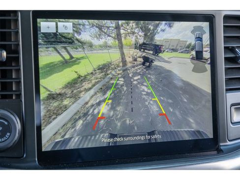 Used 2022 Ford F150 Lariat w/ Equipment Group 502A High image 25