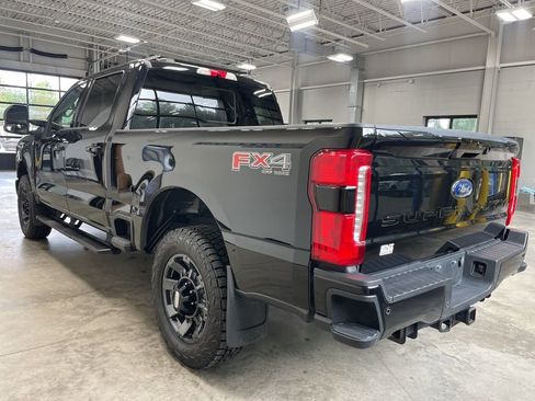 Used 2024 Ford F250 Lariat w/ Sport Appearance Package AWD/4WD image 5