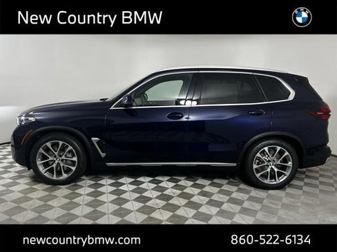 New 2026 BMW X5 xDrive50e image 4