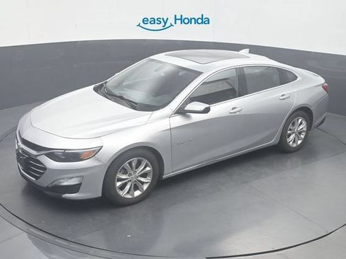 Used 2021 Chevrolet Malibu LT FWD image 21