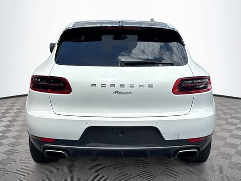 Used 2018 Porsche Macan AWD/4WD image 7